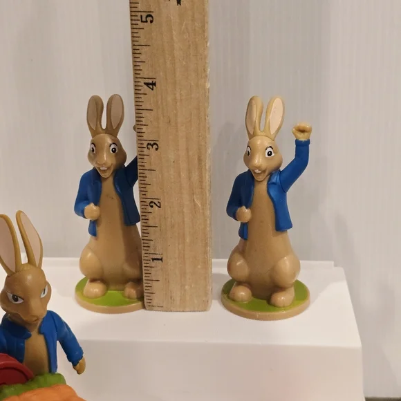 Peter Rabbit Beatrix Potter Figure Set - Picture 2 of 6